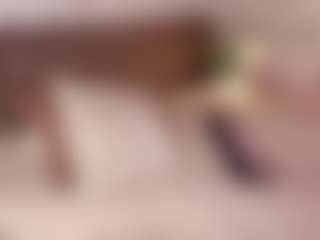 Emylie sexy body's Live Sex Cam Show