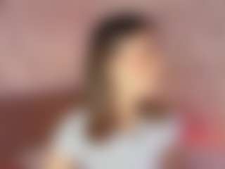 Emylie sexy body's Live Sex Cam Show