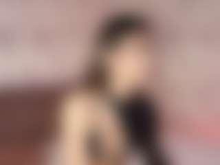 Live cam show with Emylie sexy body - Small Tits on madthumbs