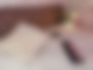 Emylie sexy body's Live Sex Cam Show