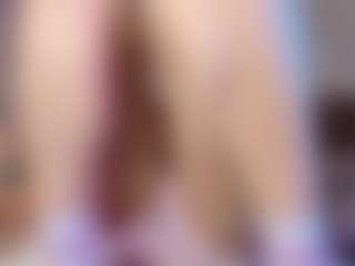 Emylie sexy body's Live Sex Cam Show