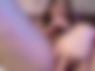 Emylie sexy body's Live Sex Cam Show