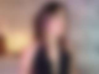 Emylie sexy body's Live Sex Cam Show
