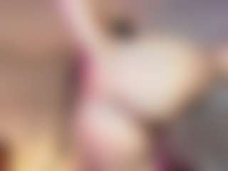 Emylie sexy body's Live Sex Cam Show