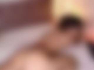 Emylie sexy body's Live Sex Cam Show