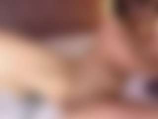 Emylie sexy body's Live Sex Cam Show
