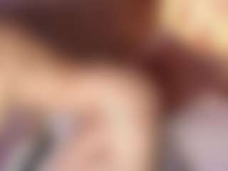 Live cam show with Emylie sexy body - Natural on Camsoda