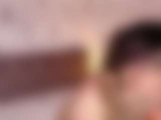 Live cam show with Emylie sexy body - Dildo on Camsoda