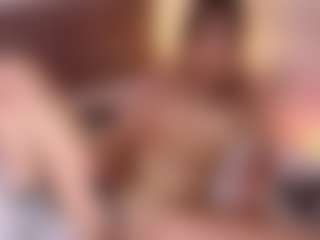 Live cam show with Emylie sexy body - Full Nudity on Camsoda