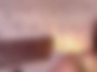 Emylie sexy body's Live Sex Cam Show