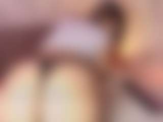 Emylie sexy body's Live Sex Cam Show