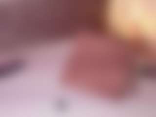 Emylie sexy body's Live Sex Cam Show