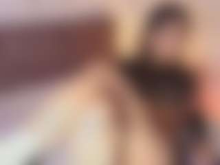 Live cam show with Emylie sexy body - Petite Young Adult on sexylivex.com