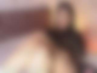 Emylie sexy body's Live Sex Cam Show