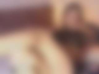 Emylie sexy body's Live Sex Cam Show