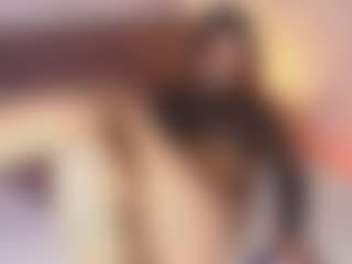 Emylie sexy body's Live Sex Cam Show