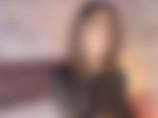 Live cam show with Emylie sexy body - Petite Teen (18+) on Camsoda