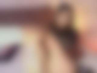 Emylie sexy body's Live Sex Cam Show