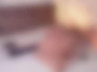 Emylie sexy body's Live Sex Cam Show