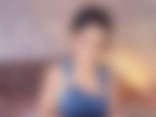 Live cam show with Emylie sexy body - Bikini on Camming Site