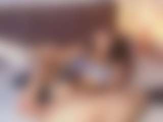 Emylie sexy body's Live Sex Cam Show