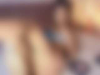 Emylie sexy body's Live Sex Cam Show