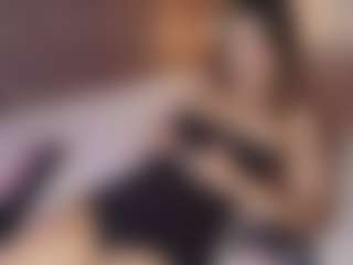Emylie sexy body's Live Sex Cam Show