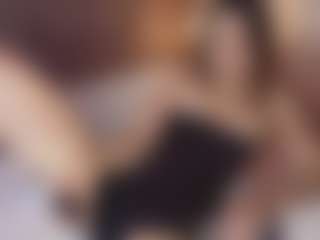 Emylie sexy body's Live Sex Cam Show