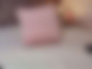 Live cam show with Emylie sexy body - Petite Teen (18+) on Streamer API