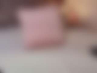 Emylie sexy body's Live Sex Cam Show