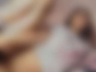 Emylie sexy body's Live Sex Cam Show