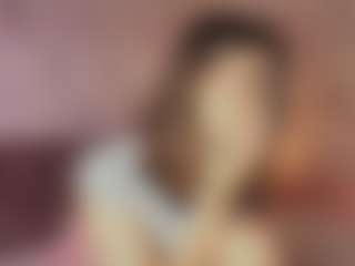 Emylie sexy body's Live Sex Cam Show