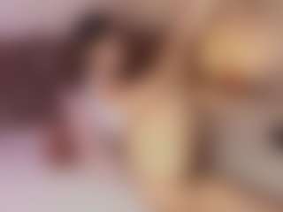 Emylie sexy body's Live Sex Cam Show
