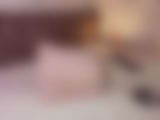 Emylie sexy body's Live Sex Cam Show