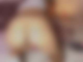 Emylie sexy body's Live Sex Cam Show