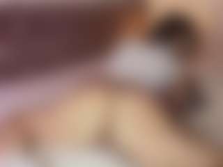 Emylie sexy body's Live Sex Cam Show