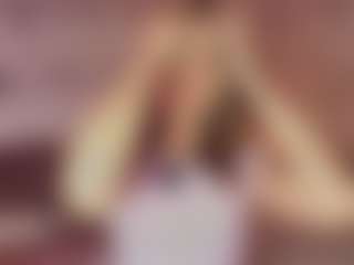 Emylie sexy body's Live Sex Cam Show