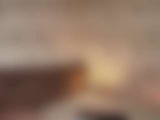 Live cam show with Emylie sexy body - Cute on Mixed Magazine Live