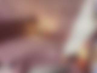 Live cam show with Emylie sexy body - Natural on SinfulBabes