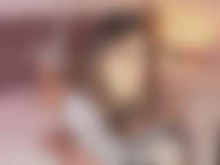 Emylie sexy body's Live Sex Cam Show