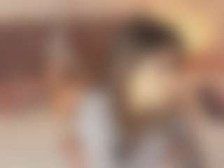 Emylie sexy body's Live Sex Cam Show