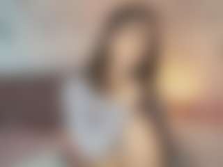 Live cam show with Emylie sexy body - Fingering Latina on boobsie.com