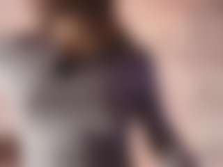 Live cam show with Emylie sexy body - Shaved Pussy Teen (18+) on Gym Cam Girls