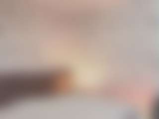 Live cam show with Emylie sexy body - Shaved Pussy Latina on Uber Horny