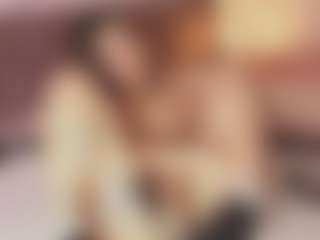 Emylie sexy body's Live Sex Cam Show