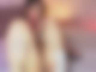 Emylie sexy body's Live Sex Cam Show