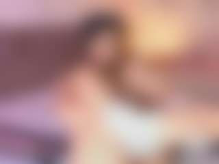 Emylie sexy body's Live Sex Cam Show