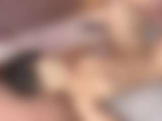 Spettacolo in cam dal vivo con Emylie sexy body - Cute su Camsoda