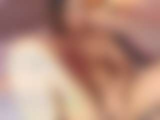 Emylie sexy body's Live Sex Cam Show