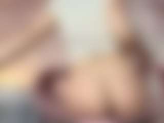 Emylie sexy body's Live Sex Cam Show